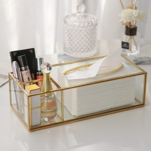 Bureau Make-up Organizer