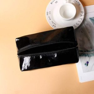 Elegante Zwarte Toilettas – Stijl en Praktisch Overal Mee Naartoe