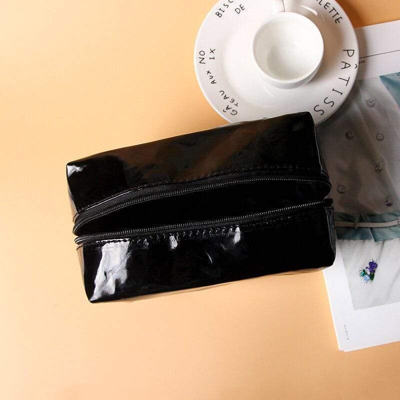 Elegante Zwarte Toilettas – Stijl en Praktisch Overal Mee Naartoe