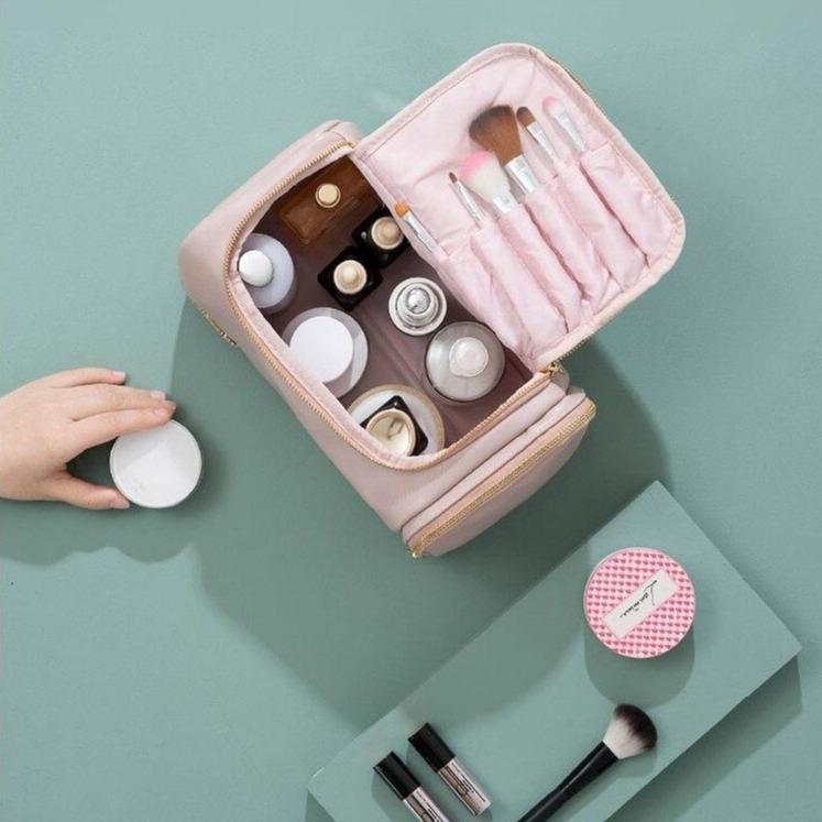 Toilettas met Opbergruimte